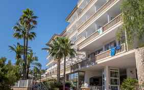 Blick auf das Appartmenthaus am Strand - Foto: Bethel Fath
